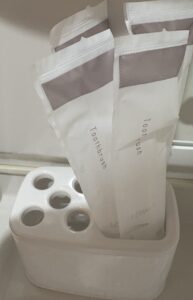 使い捨て歯ブラシ