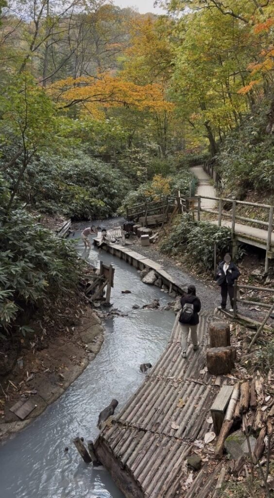 天然の足湯（登別地獄谷）