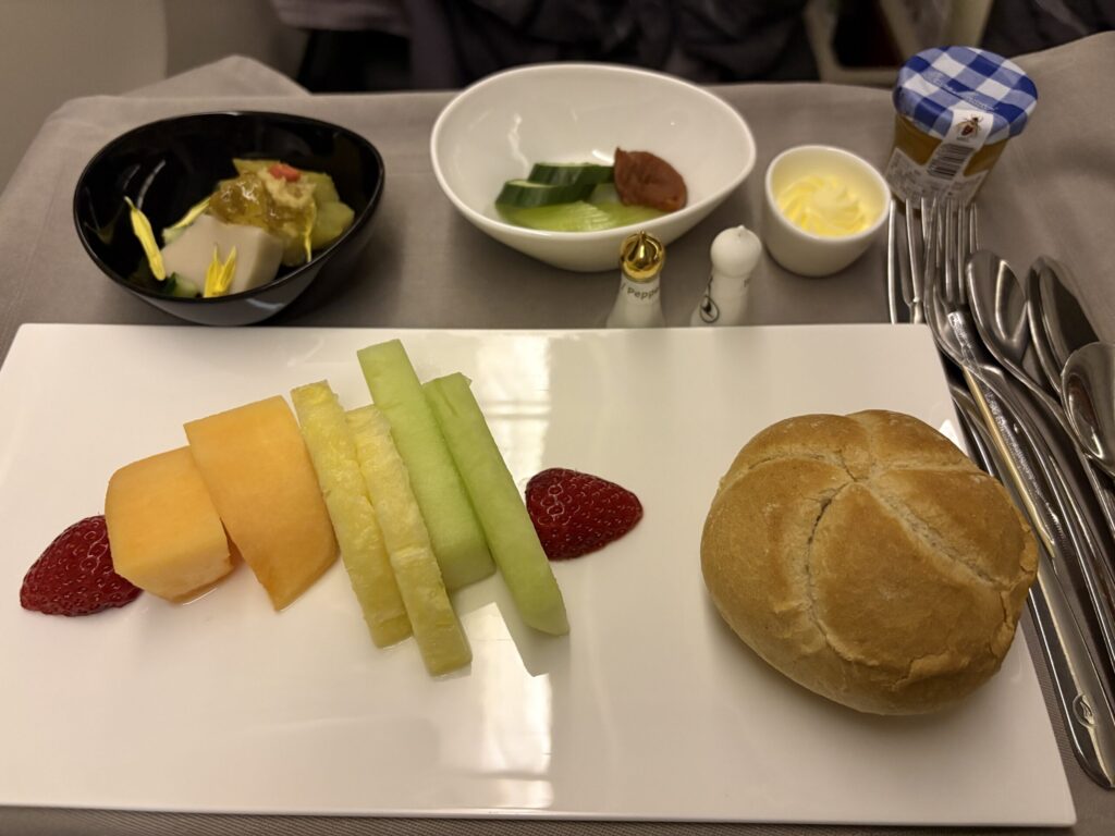 朝食(ターキッシュエアラインズ ビジネスクラス)